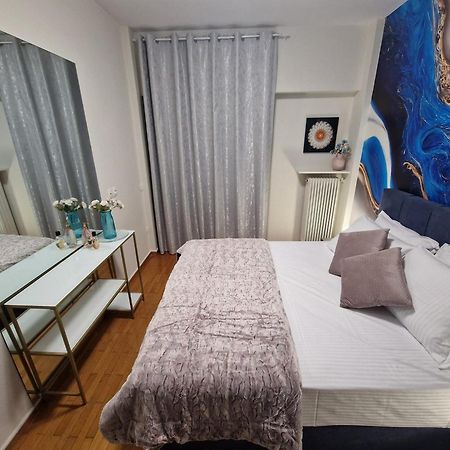 Master1 Seaside Lux Apartment Салоники Экстерьер фото
