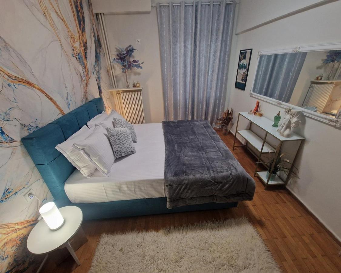 Master1 Seaside Lux Apartment Салоники Экстерьер фото