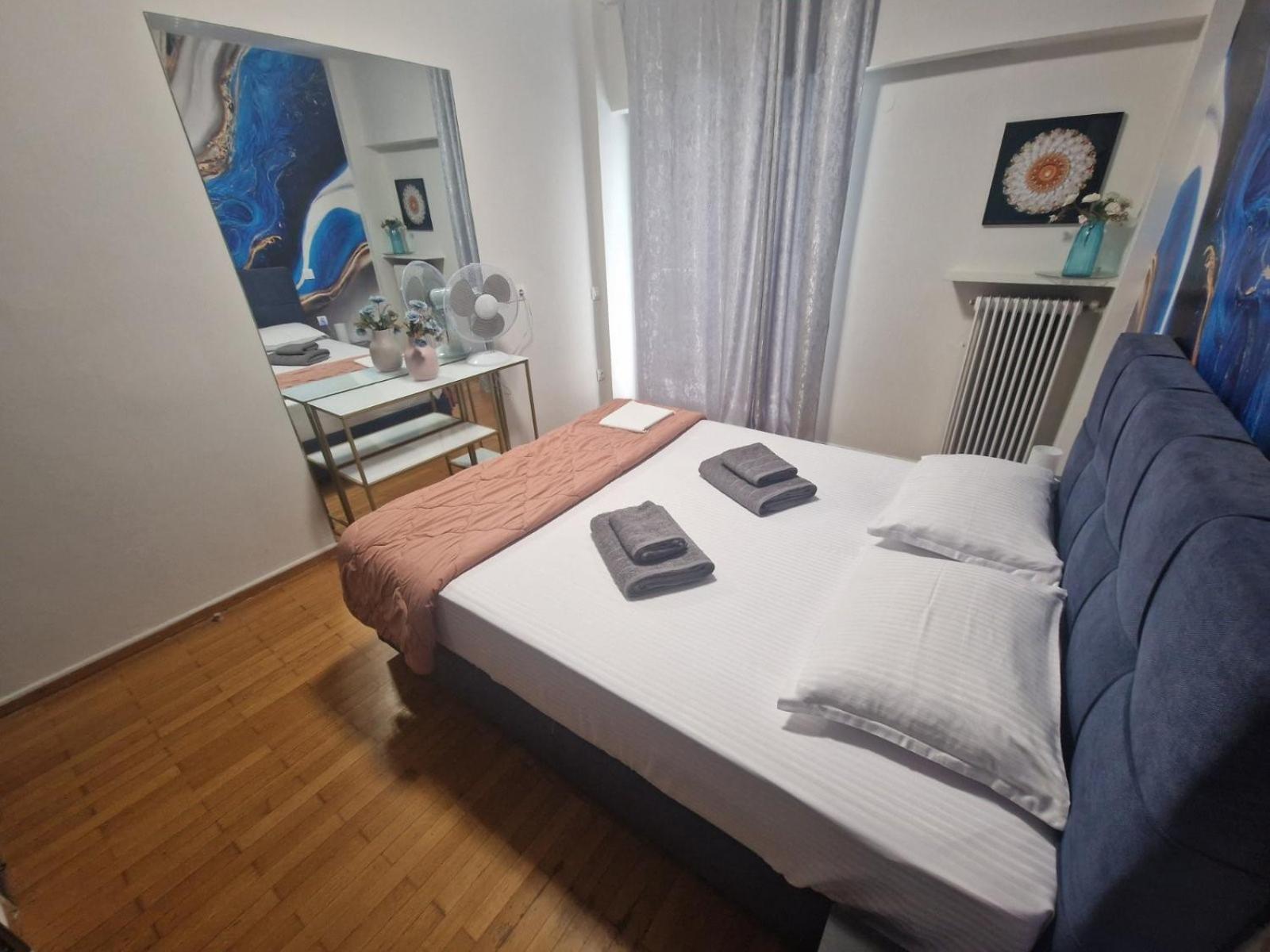 Master1 Seaside Lux Apartment Салоники Экстерьер фото